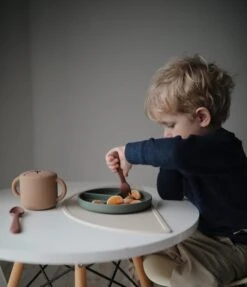 Siliconen Babylepel - Mushie - BPA Vrij - Set 2 - Zand & Cambridge Blauw -BIBS Shop 1034x1200 2