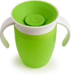 Munchkin Miracle Drinkbeker 360 Trainer Cup Groen 26 Munchkin Miracle Drinkbeker 360 Trainer Cup Groen -BIBS Shop 1128x1200 1