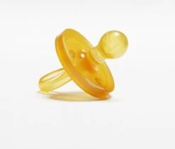 Natursutten Rubberen Fopspeen - 12+ Maanden - Rond Schild - Kers Tuit