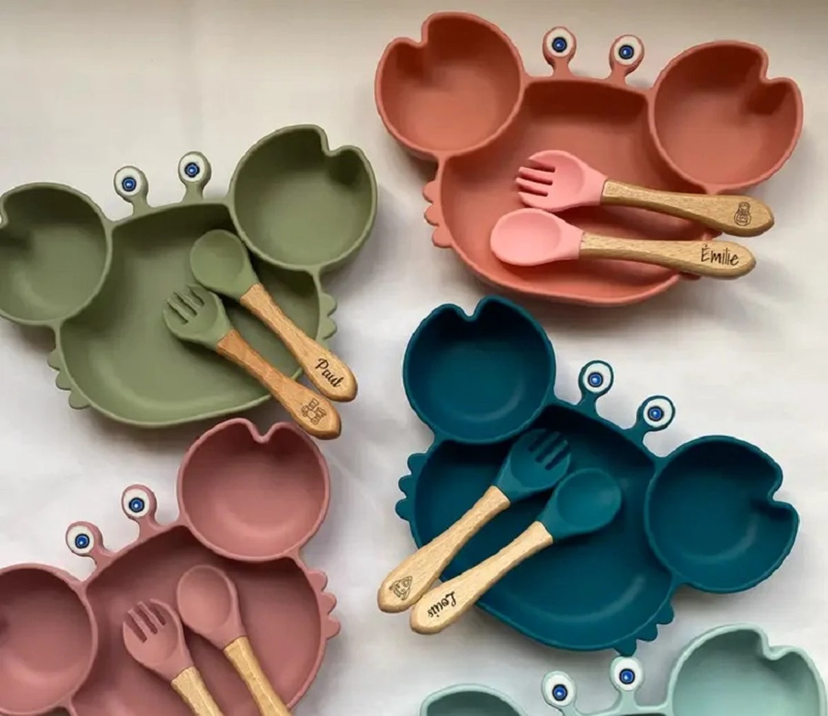 Baby Bord - Set - Van Les Petits Citrons Kinderbord Set -van Siliconen Met Zuignap Roze/ Luxe - Krab Vorm - Baby - Met Zuignap - Kinderservies - Babybord - Kinder Eetset - Kinderbord 5 Baby Bord - Set - Van Les Petits Citrons Kinderbord Set -van Siliconen Met Zuignap Roze/ Luxe - Krab Vorm - Baby - Met Zuignap - Kinderservies - Babybord - Kinder Eetset - Kinderbord - Afbeelding 3