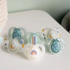 Tommee Tippee Night Time Soothers, Symmetrical Orthodontic Design, BPA-Free Silicone Baglet, 6-18m, Pack Of 6 17 Tommee Tippee Night Time Soothers, Symmetrical Orthodontic Design, BPA-Free Silicone Baglet, 6-18m, Pack Of 6 -BIBS Shop 1200x1195 8