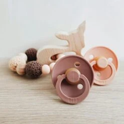 Bibs Fopspeen 3 Stuks 0-6 Maanden | Blush, Woodchuck, Peach| Maat 1 -BIBS Shop 1200x1198 4