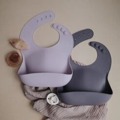 Mushie Siliconen Baby Slabbetje Met Opvangbakje | Rocket | BPA Ftalaatvrij| Afwasbaar -BIBS Shop 1200x1200 102