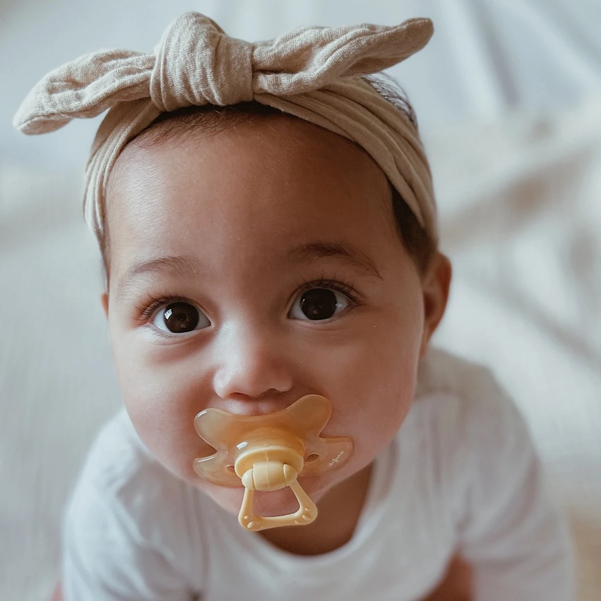 Difrax Fopspeen 6+ Maanden Natural Speen - Lichtgeel/Peach - 2 Stuks 7 Difrax Fopspeen 6+ Maanden Natural Speen - Lichtgeel/Peach - 2 Stuks - Afbeelding 5