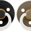 BIBS Fopspeen Maat 1 0-6 Maanden Glow Black & Glow Dark Oak - Natuurrubber Baby Speen 2 Stuks Glow In The Dark -BIBS Shop 1200x651