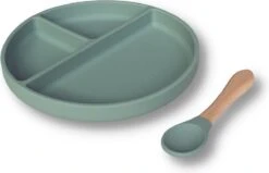Kids Cultures | Baby Servies | Kinderbord En Kinderkom Met Zuignap Inclusief Lepels | Baby Bord | Groen 22 Kids Cultures | Baby Servies | Kinderbord En Kinderkom Met Zuignap Inclusief Lepels | Baby Bord | Groen -BIBS Shop 1200x771 1