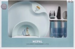 Mepal Mio – Kinderservies Set 6-delig – Bestaat Uit Een Bord, Schaaltje, Glas En Bestek – Sailors Bay - Licht In Gewicht – Kan Tegen Een Stootje -BIBS Shop 1200x791 1