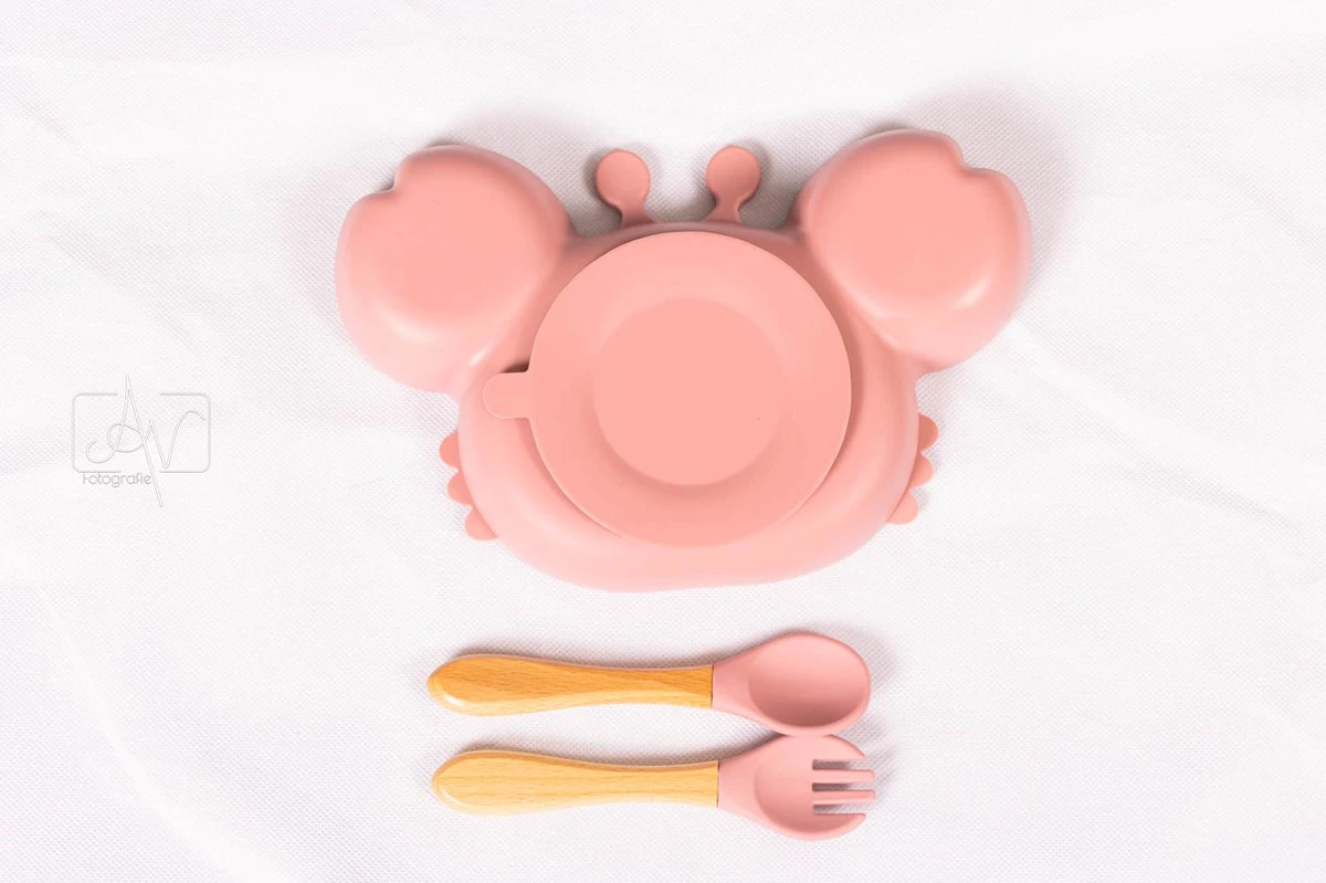Baby Bord - Set - Van Les Petits Citrons Kinderbord Set -van Siliconen Met Zuignap Roze/ Luxe - Krab Vorm - Baby - Met Zuignap - Kinderservies - Babybord - Kinder Eetset - Kinderbord 4 Baby Bord - Set - Van Les Petits Citrons Kinderbord Set -van Siliconen Met Zuignap Roze/ Luxe - Krab Vorm - Baby - Met Zuignap - Kinderservies - Babybord - Kinder Eetset - Kinderbord - Afbeelding 2