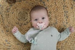 Fopspeen Difrax Newborn Natural Pure | Blossom Roze 13 Fopspeen Difrax Newborn Natural Pure | Blossom Roze -BIBS Shop 1200x800 153