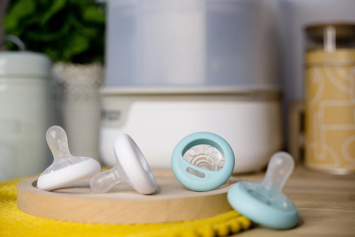 Tommee Tippee Borstachtige Fopspeen - Op Huid Lijkende Textuur - Symmetrisch Orthodontisch Ontwerp - BPA-vrij - 6-18 Maanden - Verpakt Per 2 Fopspenen 10 Tommee Tippee Borstachtige Fopspeen - Op Huid Lijkende Textuur - Symmetrisch Orthodontisch Ontwerp - BPA-vrij - 6-18 Maanden - Verpakt Per 2 Fopspenen - Afbeelding 8