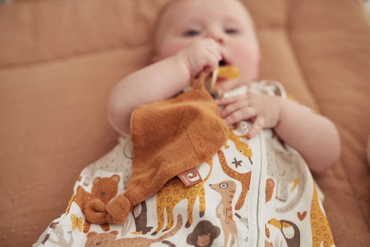 Jollein Speendoekje Badstof Leaf - Caramel 3 Jollein Speendoekje Badstof Leaf - Caramel