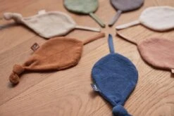 Jollein Speendoekje Badstof Leaf - Jeans Blue -BIBS Shop 1200x800 195