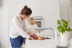 Jollein Kinderserviesset Siliconen 4-delig - Caramel -BIBS Shop 1200x804 2