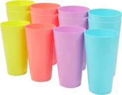 Merkloos Set Van 12 Kleurrijke Plastic Bekers - Herbruikbare Drinkbekers Van 600 Ml In 4 Kleuren - Stevige Plastic Bekers Voor Feesten, Kamperen, Barbecues, Picknicks En Strand - Vaatwasmachinebestendig En BPA-vrij