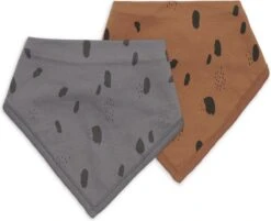 Jollein Slab Bandana Spot - Storm Grey/Caramel - 2 Stuks 30 Jollein Slab Bandana Spot - Storm Grey/Caramel - 2 Stuks -BIBS Shop 1200x978 2