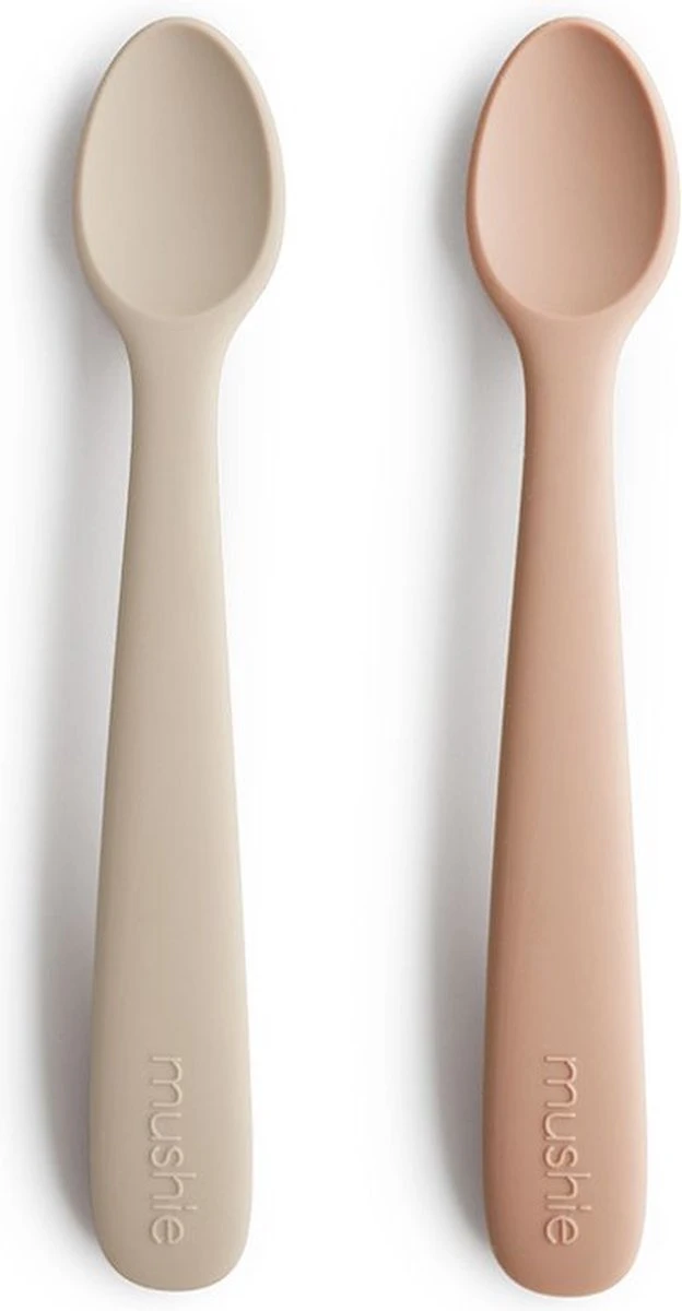 Siliconen Babylepel - Mushie - BPA Vrij - Set 2 - Zand & Blush Roze 3 Siliconen Babylepel - Mushie - BPA Vrij - Set 2 - Zand & Blush Roze