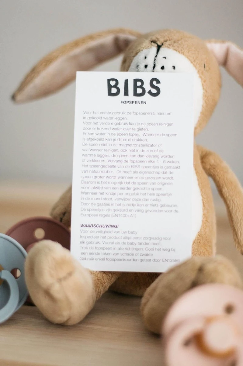 BIBS Fopspeen - Maat 2 (6-18 Maanden) - 4 Stuks - Black, Smoke, Sage En Dark Oak 10 BIBS Fopspeen - Maat 2 (6-18 Maanden) - 4 Stuks - Black, Smoke, Sage En Dark Oak - Afbeelding 8