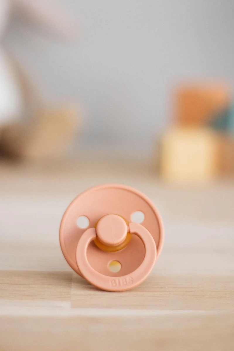 BIBS Fopspeen - Maat 2 (6-18 Maanden) - Peach 3 BIBS Fopspeen - Maat 2 (6-18 Maanden) - Peach