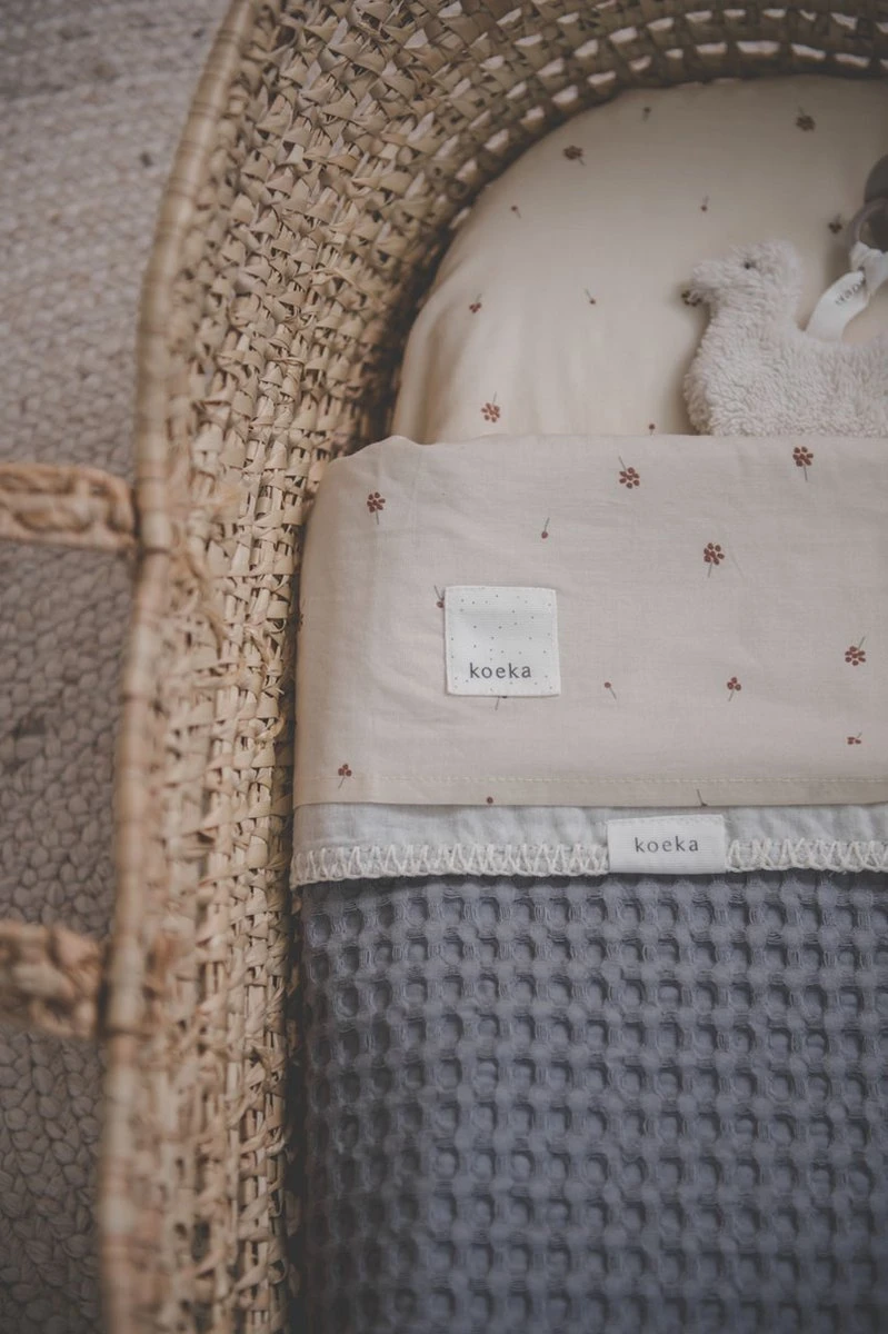 Koeka Speendoekje June Malmo - Pebble 4 Koeka Speendoekje June Malmo - Pebble - Afbeelding 2