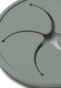 Jollein Snack Cup Siliconen - Ash Green -BIBS Shop 830x1200 1