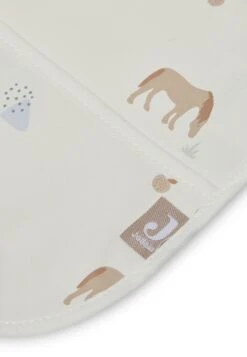 Jollein Slab Waterproof Met Mouw - Farm -BIBS Shop 830x1200 28