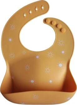 Mushie Siliconen Baby Slabber Met Opvangbakje - Woodchuck -BIBS Shop 877x1200 2