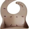 Mushie Siliconen Baby Slabbetje Met Opvangbakje | Safari Tan | BPA Ftalaatvrij| Afwasbaar -BIBS Shop 892x1200 7