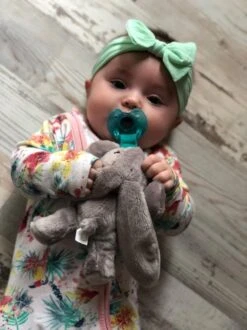 MijnNami Speenknuffel Konijntje Zonder Speen - Afneembaar Speentje - BPA Vrij 15 MijnNami Speenknuffel Konijntje Zonder Speen - Afneembaar Speentje - BPA Vrij -BIBS Shop 898x1200 1