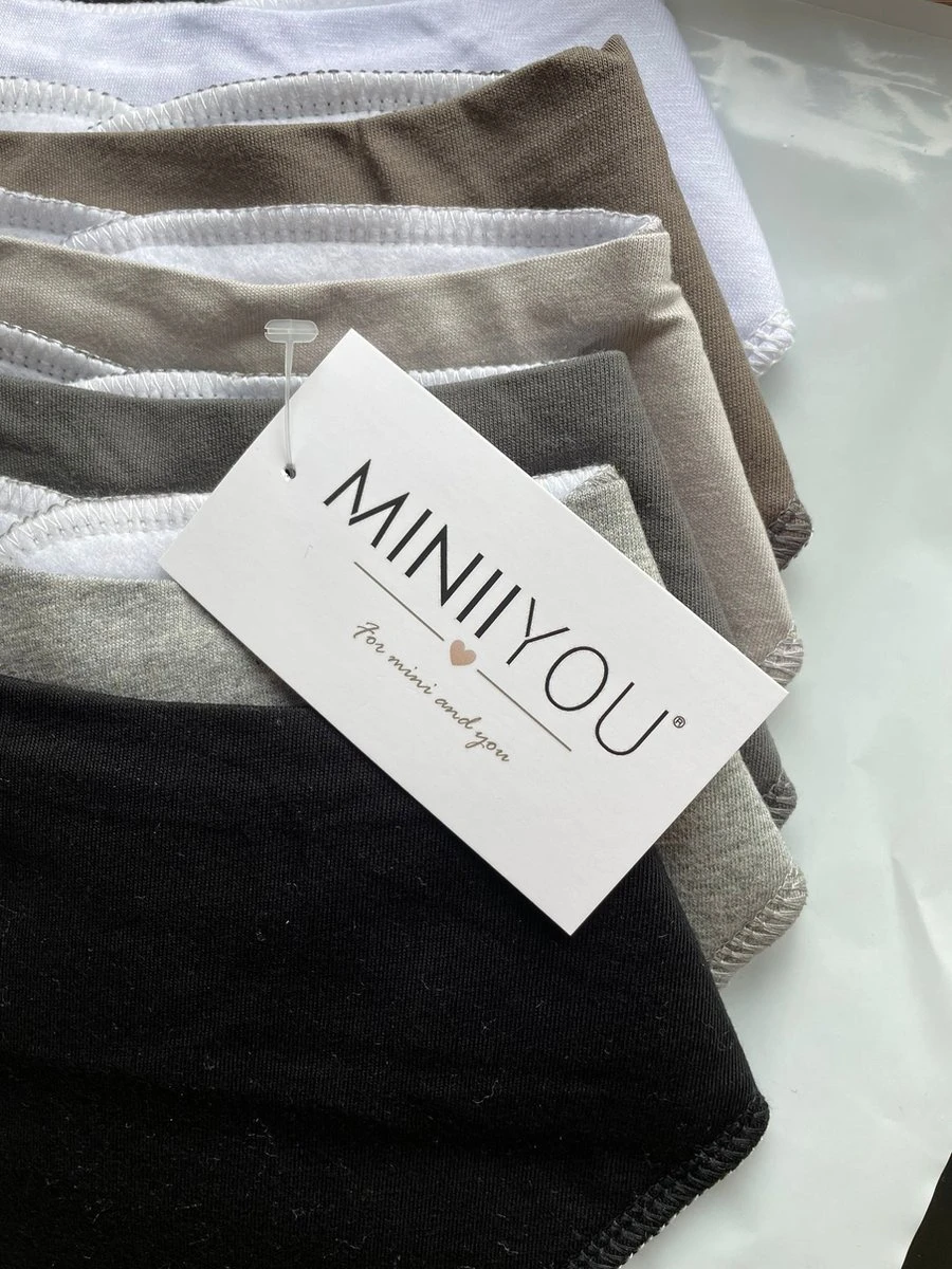 MINIIYOU - Set 6 Stuks Bandana Slabbetjes - Effen Grijs Wit - Waterproof – Jongens Meisjes - Puntslabbetjes - Katoen + Fleece 4 MINIIYOU - Set 6 Stuks Bandana Slabbetjes - Effen Grijs Wit - Waterproof – Jongens Meisjes - Puntslabbetjes - Katoen + Fleece - Afbeelding 2