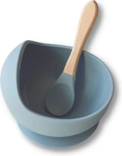 Kids Cultures | Kinderservies | Kinderbord En Kom Met Zuignap | Baby Servies | Blauw 12 Kids Cultures | Kinderservies | Kinderbord En Kom Met Zuignap | Baby Servies | Blauw -BIBS Shop 945x1200 2