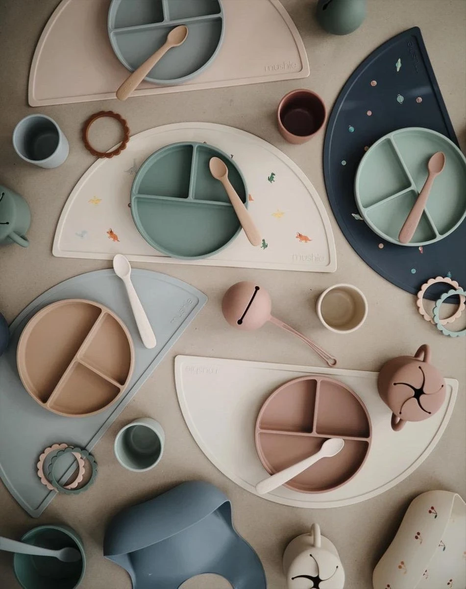 Siliconen Babylepel - Mushie - BPA Vrij - Set 2 - Zand & Blush Roze 12 Siliconen Babylepel - Mushie - BPA Vrij - Set 2 - Zand & Blush Roze - Afbeelding 10